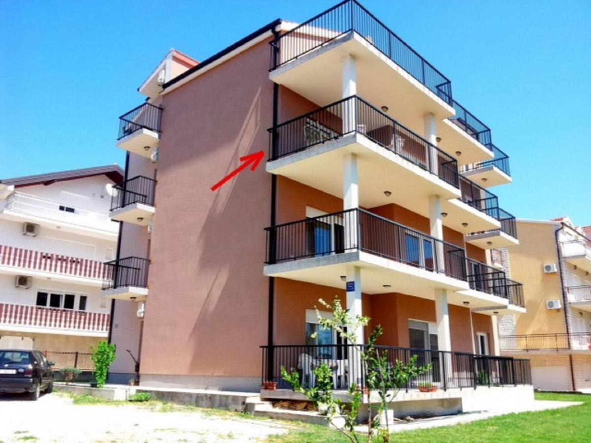 Apartment Maria - Comfortable Kastela Exterior photo